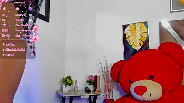 Snapshot of Stela__Gs chatting on 02.07.25 Stela Gs online show from 02.07.25