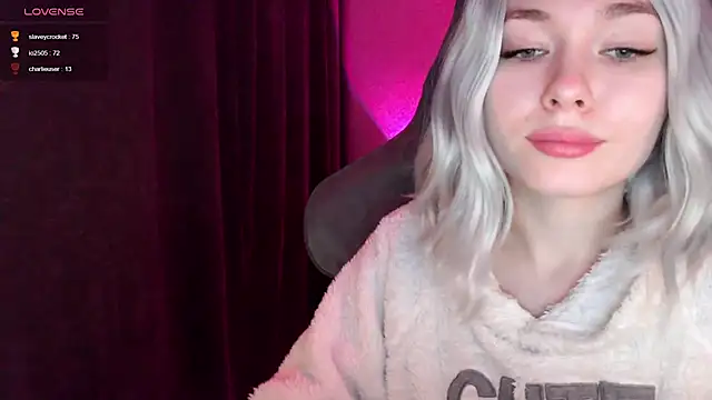 Snapshot of Ohmy_Nora_ chatting on 03.07.25 Ohmy Nora  online show from 03.07.25