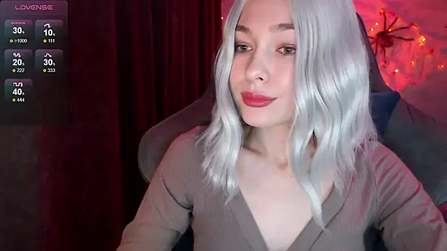 Ohmy Nora  online show from 11.07.25