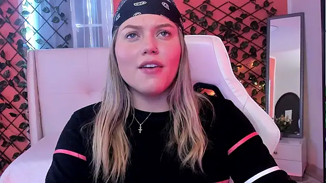 alaia greyy online show from 04.09.26