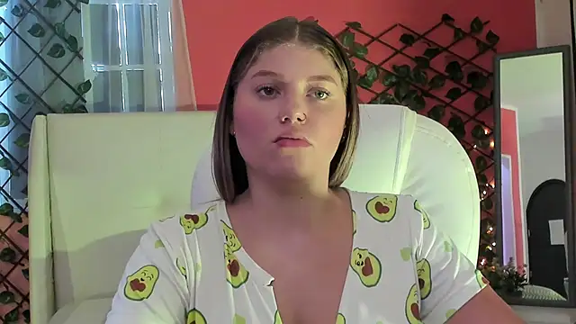 Snapshot of alaia_greyy chatting on 05.19.26 alaia greyy online show from 05.19.26