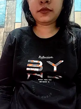 Snapshot of cute_IndianBabe chatting on 12.18.25 cute IndianBabe online show from 12.18.25