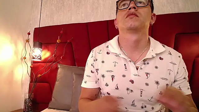 Snapshot of Freya_and_Freyr chatting on 01.23.25 Freya and Freyr online show from 01.23.25