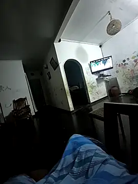 Snapshot of SlPussylick chatting on 10.08.25 SlPussylick online show from 10.08.25