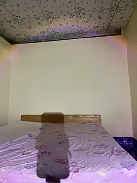 White Lu online show from 04.02.26