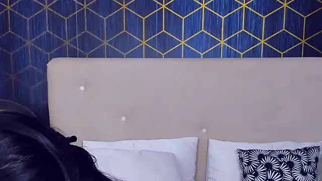 ValeryBlakes online show from 10.16.25