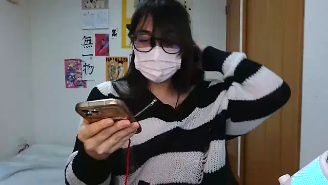 Snapshot of Sisi_cute chatting on 01.06.26 Sisi cute online show from 01.06.26