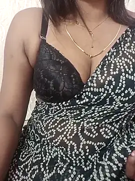 Snapshot of Vedha_Vedhika chatting on 11.09.25 Vedha Vedhika online show from 11.09.25