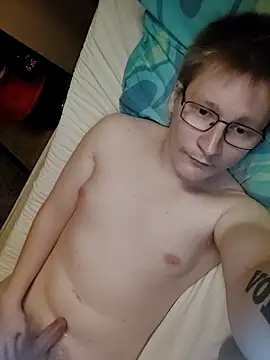 Snapshot of Arttuforyounakedboy chatting on 03.01.26 Arttuforyounakedboy online show from 03.01.26