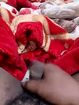 Snapshot of mhmia chatting on 01.22.25 mhmia online show from 01.22.25