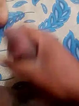 Snapshot of mhmia chatting on 10.28.25 mhmia online show from 10.28.25