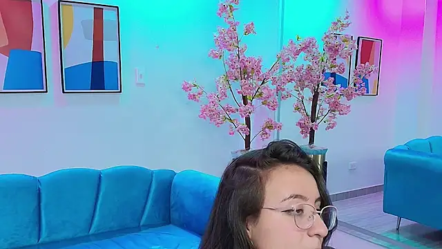 Snapshot of Lilyy_evans chatting on 03.08.25 Lilyy evans online show from 03.08.25