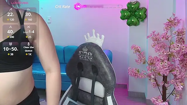 Snapshot of Lilyy_evans chatting on 03.15.25 Lilyy evans online show from 03.15.25