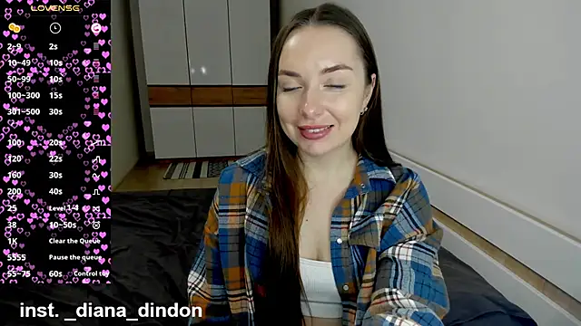 Snapshot of EllieGirlKiss chatting on 03.17.25 EllieGirlKiss online show from 03.17.25