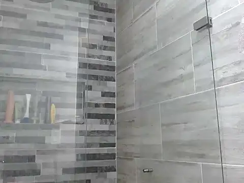 Snapshot of ttylloserxxx chatting on 11.13.25 ttylloserxxx online show from 11.13.25