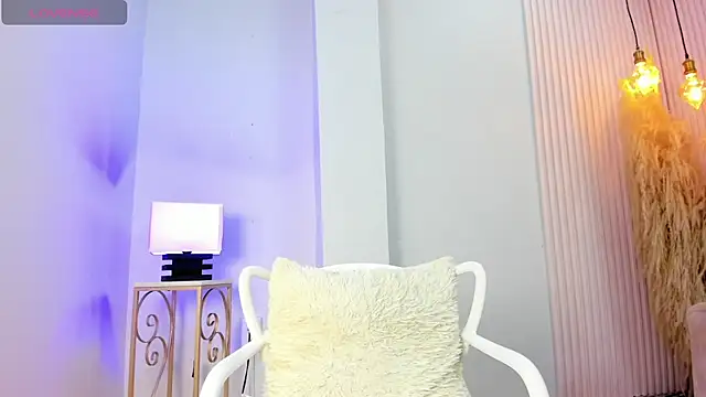 alana rossetti online show from 04.08.26