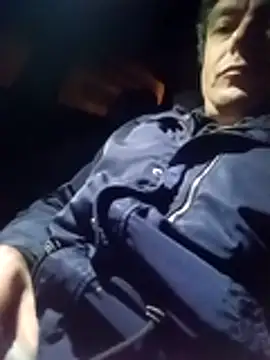 Snapshot of petxxl chatting on 11.28.25 petxxl online show from 11.28.25