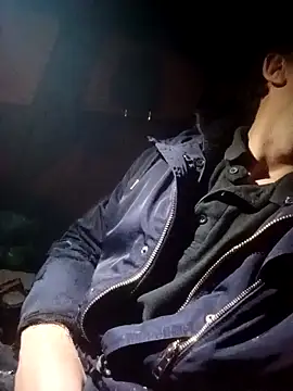 Snapshot of petxxl chatting on 12.01.25 petxxl online show from 12.01.25