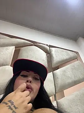 Girl milk7 online show from 03.03.26