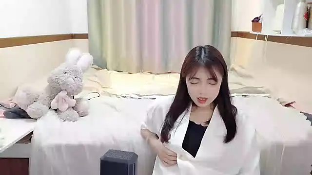 Snapshot of Song_99 chatting on 02.12.25 Song 99 online show from 02.12.25