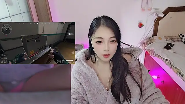 Snapshot of Song_99 chatting on 03.04.26 Song 99 online show from 03.04.26