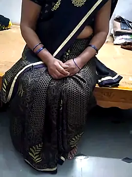 Snapshot of laxmitelugu78 chatting on 01.24.25 laxmitelugu78 online show from 01.24.25