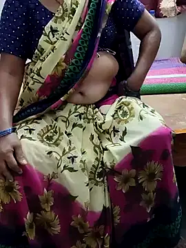 Snapshot of laxmitelugu78 chatting on 01.27.25 laxmitelugu78 online show from 01.27.25