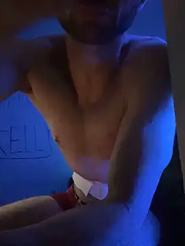 Snapshot of sexyhotstud12 chatting on 03.18.25 sexyhotstud12 online show from 03.18.25