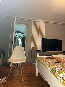 Snapshot of bunnythetailor chatting on 02.02.25 bunnythetailor online show from 02.02.25