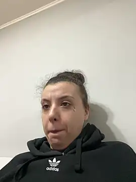 bunnythetailor online show from 02.16.26