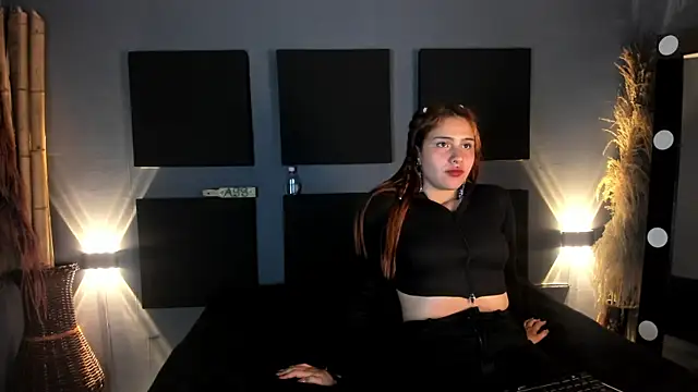 Nikki and Mayk online show from 02.01.25