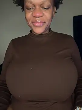 Boneca25 online show from 02.12.26