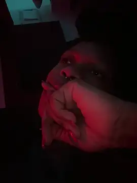 Boneca25 online show from 04.19.26