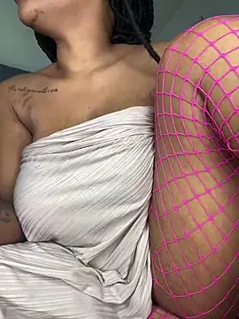 Boneca25 online show from 05.22.26