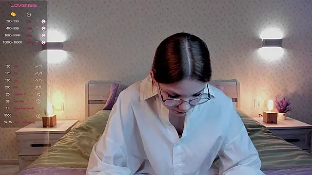 ElvinaBestwick online show from 02.25.25