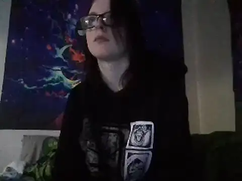 Snapshot of GloriousKarma chatting on 02.02.25 GloriousKarma online show from 02.02.25