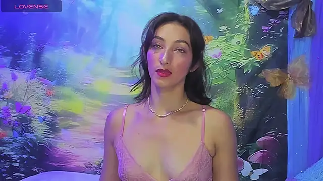 Snapshot of vicky__skinny_1 chatting on 11.04.25 vicky  skinny 1 online show from 11.04.25