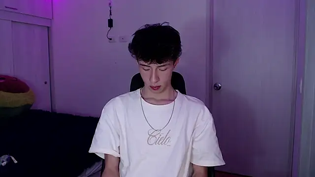 Juanmres online show from 04.07.26