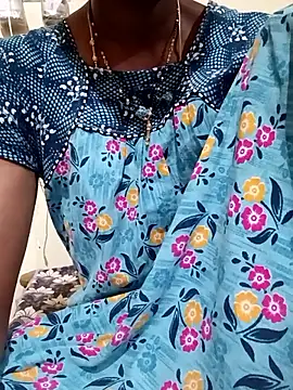 Snapshot of TeluguammayiMahi chatting on 04.05.26 TeluguammayiMahi online show from 04.05.26