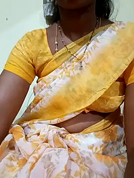 Snapshot of TeluguammayiMahi chatting on 04.10.26 TeluguammayiMahi online show from 04.10.26