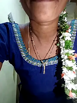 Snapshot of TeluguammayiMahi chatting on 04.21.26 TeluguammayiMahi online show from 04.21.26