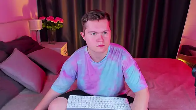 Asacura Yo online show from 01.26.25