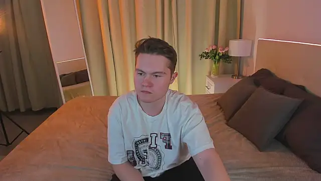 Asacura Yo online show from 01.27.25