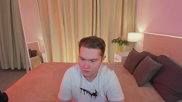 Asacura Yo online show from 01.28.25