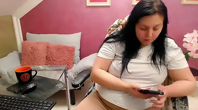 Wetandnaughtyxx online show from 02.18.25