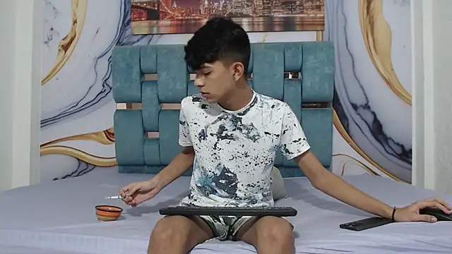 Snapshot of KING_STYLE2 chatting on 01.31.25 KING STYLE2 online show from 01.31.25