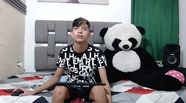 Snapshot of KING_STYLE2 chatting on 02.06.25 KING STYLE2 online show from 02.06.25