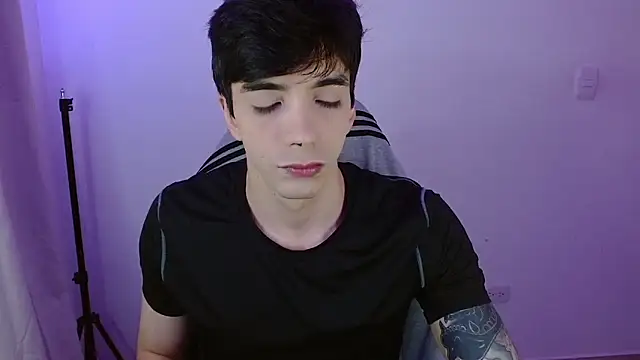 H3ll B0I online show from 03.30.26