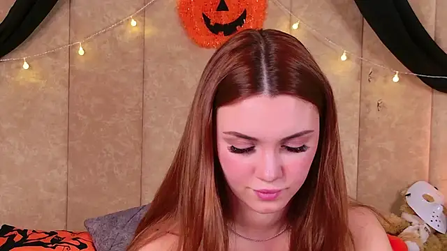 Ariadna Holder online show from 10.22.25