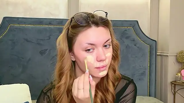 Ariadna Holder online show from 06.09.26